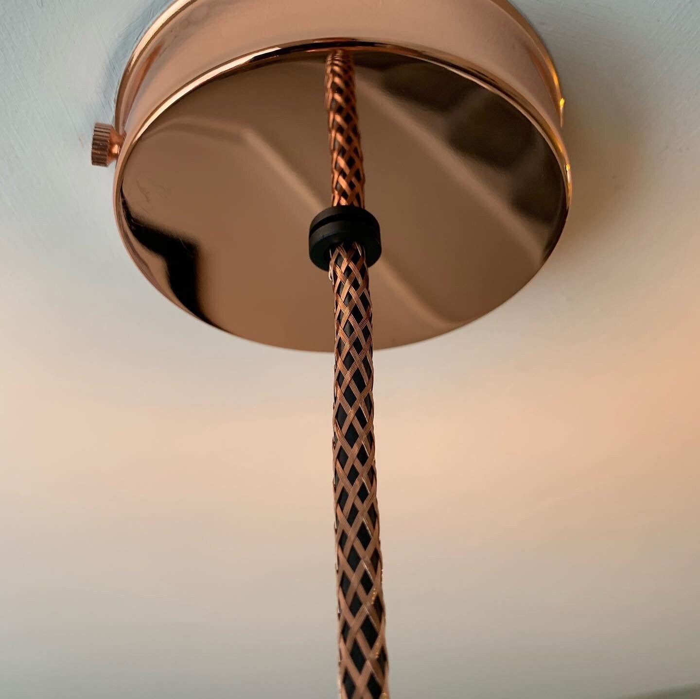Polished copper single pendant (without bulb)