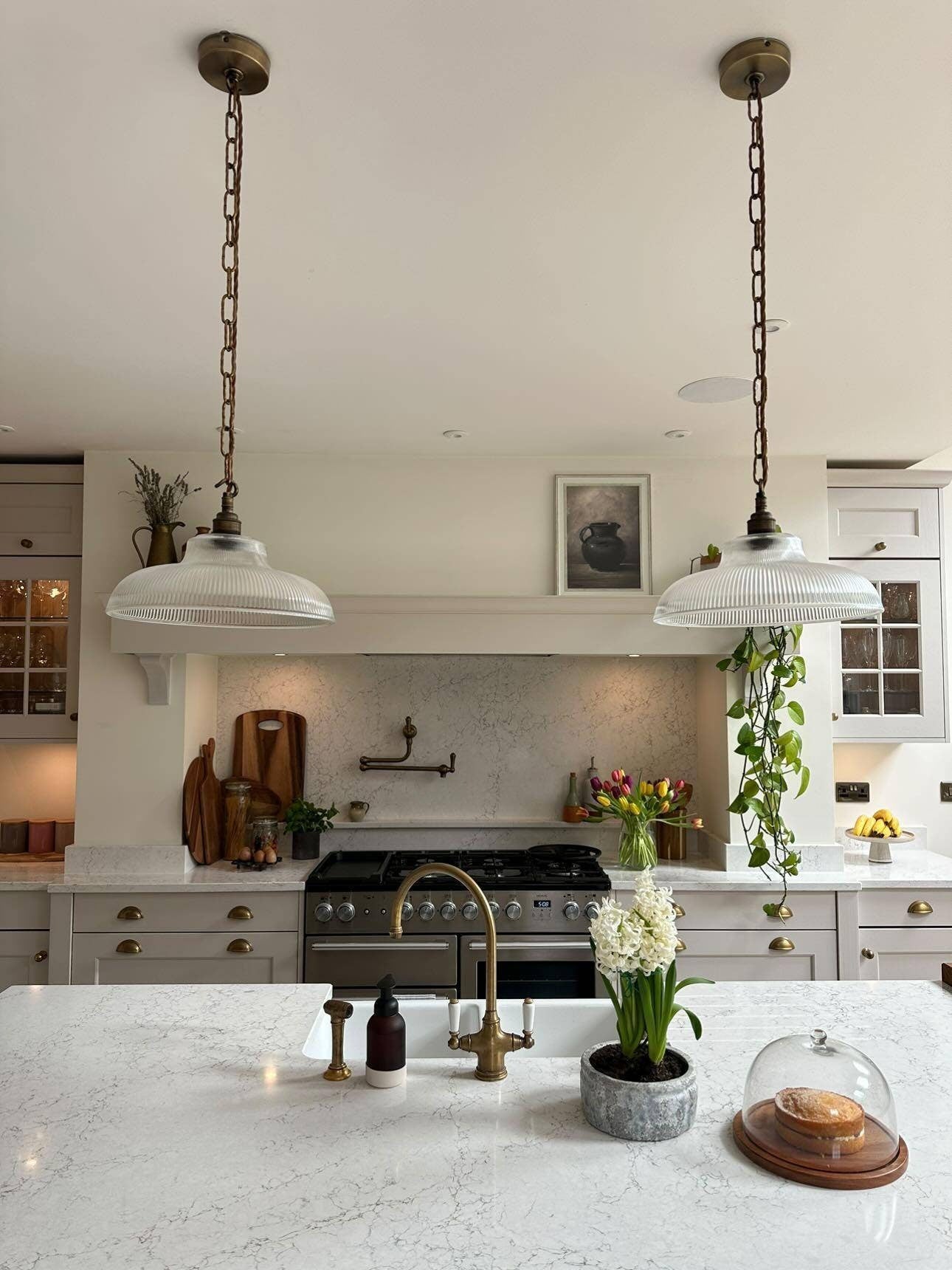 Reeded Glass Twisted Chain Pendant (Without Bulb)